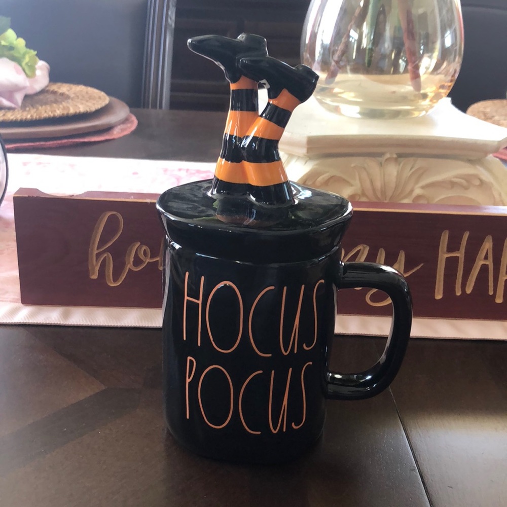 Brand New Rae Dunn “Hocus Pocus” with Topper